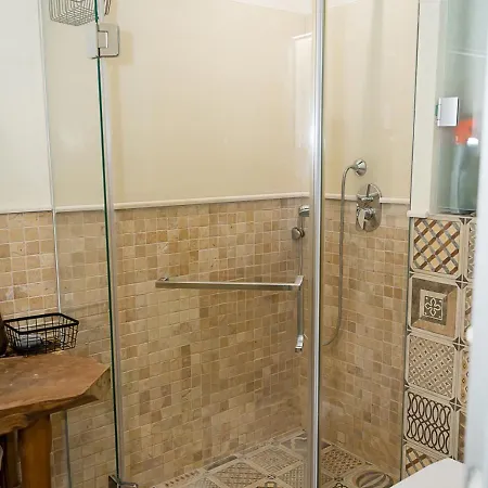 Apartment Modern Comfort & Vintage Charm With Panoramic View By Flat Mаnаger