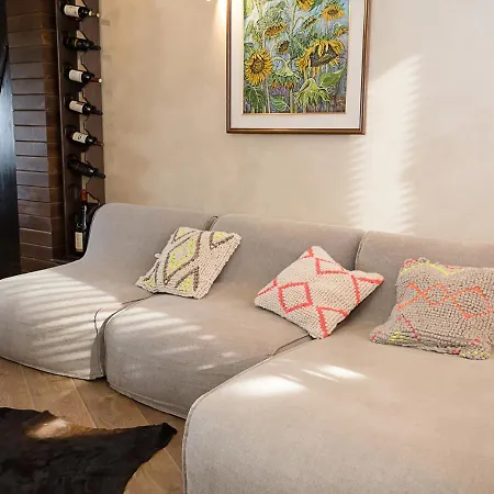 Modern Comfort & Vintage Charm With Panoramic View By Flat Mаnаger * Warna