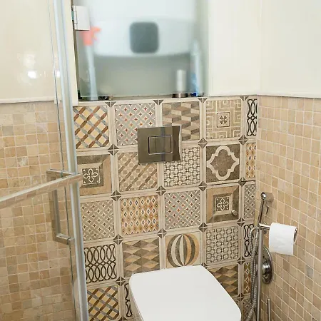 Modern Comfort & Vintage Charm With Panoramic View By Flat Mаnаger * Warna