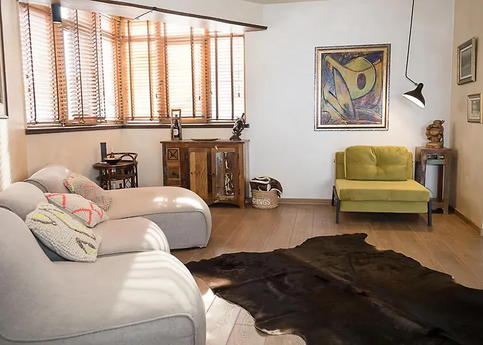 Modern Comfort & Vintage Charm With Panoramic View By Flat Mаnаger *